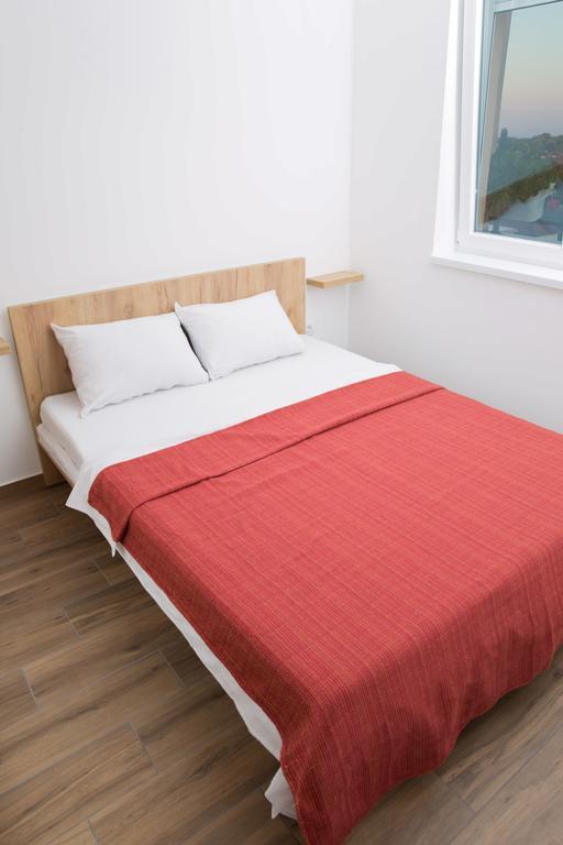 Apartment Koral Рума Экстерьер фото
